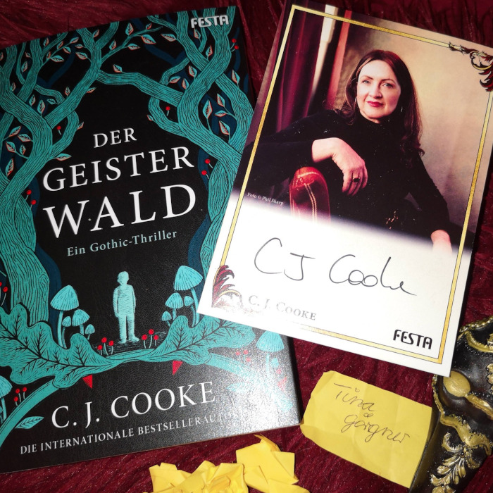 🅶🅴🆆🅸🅽🅽🆂🅿🅸🅴🅻🅰🆄🆂🅻🅾🆂🆄🅽🅶

So liebe Leute, ich habe für alle Teilnehmer ein los gemacht und einen Gewinner gezogen.
Über das signierte Exemplar von "Der Geisterwald" von C-J. Cooke darf sich diesmal Tina Görgner freuen.
Herzlichen Glückwunsch und schick mir doch bitte Deine Adresse,damit sich das Buch zu dir auf den Weg machen kann.

#VollAusgebucht #Gewinnspiel #CJCooke #DerGeisterwald #FestaVerlag